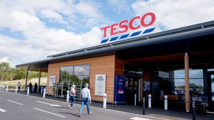 Tesco neemt vijf Amazon Fresh winkels over